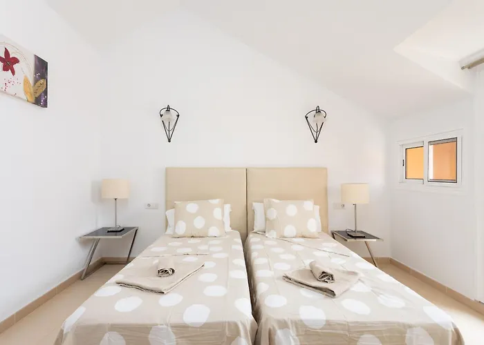 Exclusive Penthouse Playa Vistas 5 Close To Sea And Beach, Aircondition For A Fee, Wifi, Terrace, Heated Pool Appartement