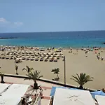 Exclusive Penthouse Playa Vistas 5 Close To Sea And Beach, Aircondition For A Fee, Wifi, Terrace, Heated Pool Daire Playa de las Américas