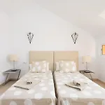 Exclusive Penthouse Playa Vistas 5 Close To Sea And Beach, Aircondition For A Fee, Wifi, Terrace, Heated Pool Daire