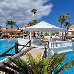 Exclusive Penthouse Playa Vistas 5 Close To Sea And Beach, Aircondition For A Fee, Wifi, Terrace, Heated Pool Playa de las Américas