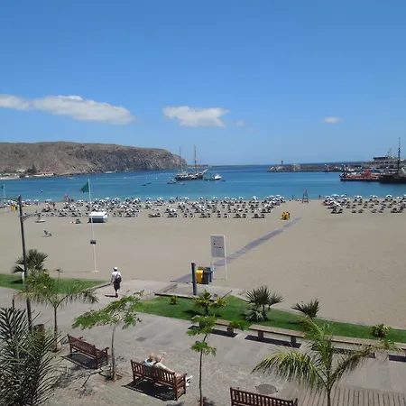 Exclusive Penthouse Playa Vistas 5 Close To Sea And Beach, Aircondition For A Fee, Wifi, Terrace, Heated Pool * Playa de las Americas (Tenerife)