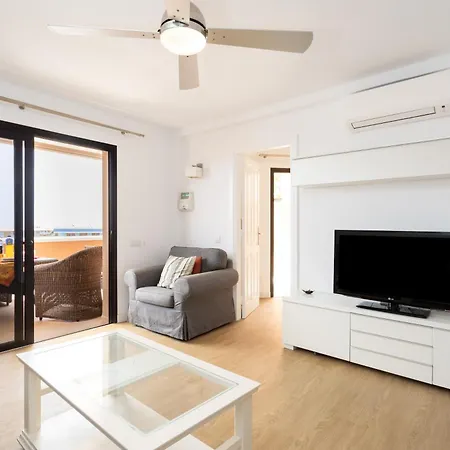 Exclusive Penthouse Playa Vistas 5 Close To Sea And Beach, Aircondition For A Fee, Wifi, Terrace, Heated Pool Playa de las Americas (Tenerife)
