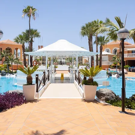Exclusive Penthouse Playa Vistas 5 Close To Sea And Beach, Aircondition For A Fee, Wifi, Terrace, Heated Pool Playa de las Americas (Tenerife)