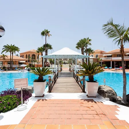 Exclusive Penthouse Playa Vistas 5 Close To Sea And Beach, Aircondition For A Fee, Wifi, Terrace, Heated Pool Apartment