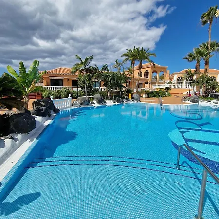 Exclusive Penthouse Playa Vistas 5 Close To Sea And Beach, Aircondition For A Fee, Wifi, Terrace, Heated Pool Apartment